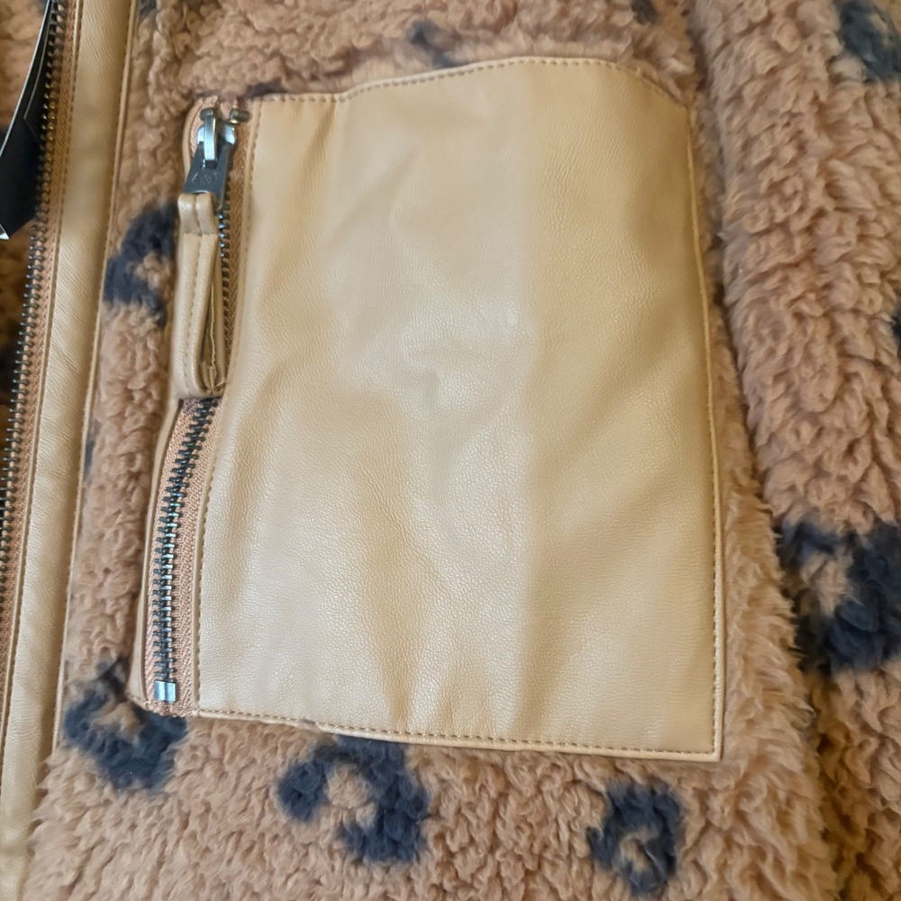 NWT Abercrombie & Fitch Leopard Print Sherpa Fleece‎ Zip Jacket Brown XL NEW - Picture 9 of 10